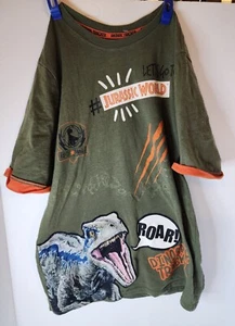 Jurassic World Green T-shirt from Universal Studios Size Kid XL/14/16 - Picture 1 of 5