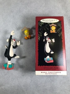 Vintage Looney Tunes Sylvester And Tweety Ornaments Set  - Picture 1 of 6