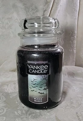Tarro grande Yankee Candle Black Magic - NUEVO - aroma retirado Foto 1 de 4