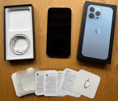 Apple iPhone 13 Pro A2638 - 256GB - Sierrablau (Ohne Simlock) (Dual-SIM)... - Bild 1 von 4
