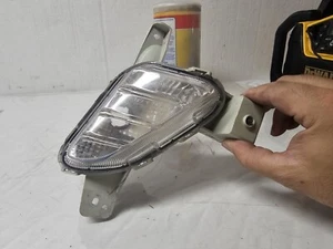 2018 2019 HYUNDAI SONATA DRIVER LH SIDE BUMPER RUNNING FOG LIGHT 92207-C1550 OEM - Bild 1 von 4
