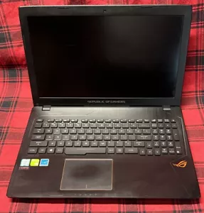 ASUS REPUBLIC OF GAMERS STRIX Model GL553V - Picture 1 of 14