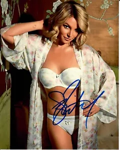 Britney Spears Singer Artist Best Selling Music Signed 8 x 10 Photo COA TTM - Picture 1 of 3