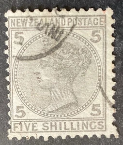 New Zealand 1878 5 shilling grey stamp vfu - Picture 1 of 2