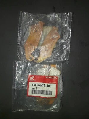 2005 Honda Crf250r New Front Brake Pads - Image 1 of 2