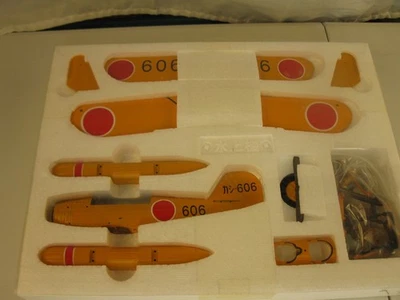 Avión Flotador Marushin Tipo 93 Entrenador Intermedio Libélula Roja 1/48 Foto 1 de 2