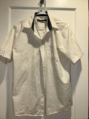 Estoico con botones para hombre  Foto 1 de 3