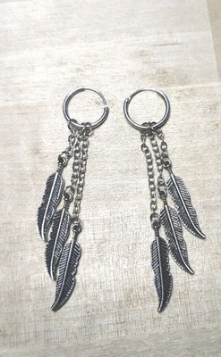Pendientes de aro colgantes de plumas estilo nativo suroeste tono plata hipoalergénicos Foto 1 de 4