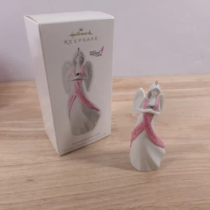 Adorno de ángel con cáncer de mama Hallmark rodeado de amor 2010 Susan G Komen - Imagen 1 de 6