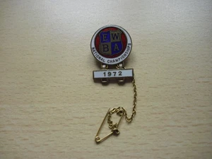 Original Bowls Metal Badge English Women's Bowling Association Nat Champs 1972 - Picture 1 of 4