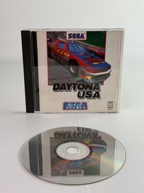 Daytona USA (PC, 1996) &mdash; Complete with Case &mdash; Disc in Excellent Condition