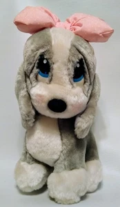 Vintage Applause Honey Hound Hund traurige Augen grau weiß rosa Schleife 9 Zoll Stofftier Plüsch - Bild 1 von 4