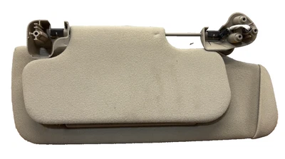 04 05 GMC YUKON XL 1500 Parasol derecho (iluminado) Rh Foto 1 de 4