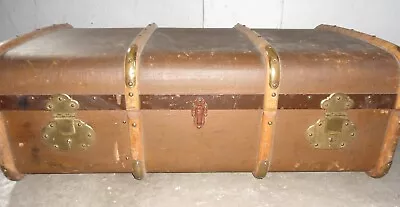 Alter Koffer / Überseekoffer • 83€