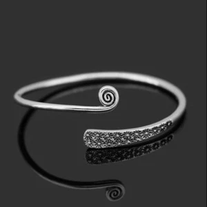 Silver Plated Ethnic Spiral Flower Bangle Bracelet Pagan Viking Celtic Jewellery - Picture 1 of 2