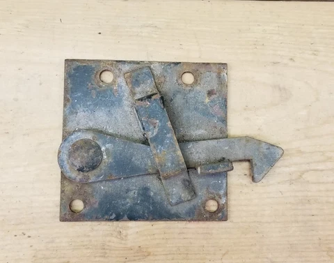 Vintage Keep Primitive Farm Door Handle Spring Latch Rustic Barn Gate Trunk Cover