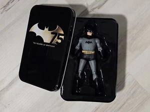 75 Years Of Batman New Frontier Batman Collector's Action Figure - Picture 1 of 3
