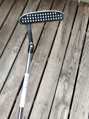 Putter con cara de hoyuelo Dunlop DF-2 diestro Foto 1 de 4