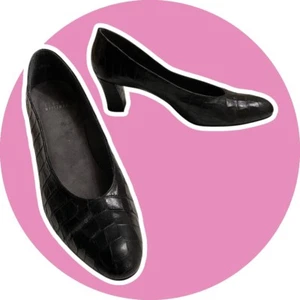 STUART WEITZMAN Black Croc 80s Vintage Leather Heel Pumps Women Size 9.5 AA - Picture 1 of 13