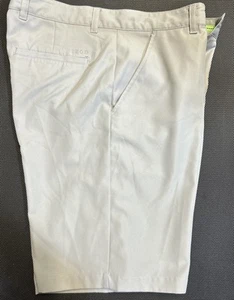 IZOD GOLF SHORTS SIZE 34 - Picture 1 of 3