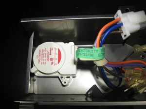 WR9X489 for GE Refrigerator Defrost Timer Control TMDJZ35RE9 - Picture 1 of 2