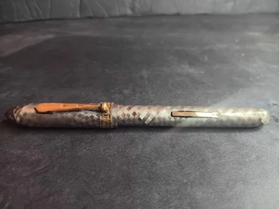 RARE VINTAGE PATD / PATO SILVER DIAMOND  FOUNTAIN PEN W GOLD TRIM - Image 1 of 4