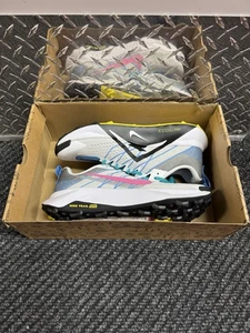 Nike ReactX Wildhorse 10 weiß verspielt pink schwarz FV2338 100 Herrengröße 13 " - Bild 1 von 10