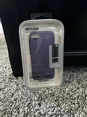 Funda Deslizante Metálica Incase iPhone SE iPhone 5s iPhone 5 - Púrpura Malva Oscuro Foto 1 de 2