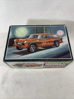 Vintage 1960’s AMT ‘55 Chevy Nomad Plastic Model Car Kit T289-225 - Image 1 of 4