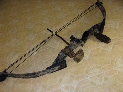 Left Hand PSE DEER HUNTER S3 55# Compound Bow - Image 1 of 4