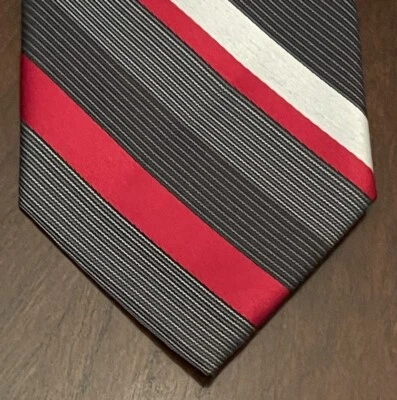 Мужской галстук Van Heusen красный черный серый 100% полиэстер сделано в Китае - Изображение 1 из 4