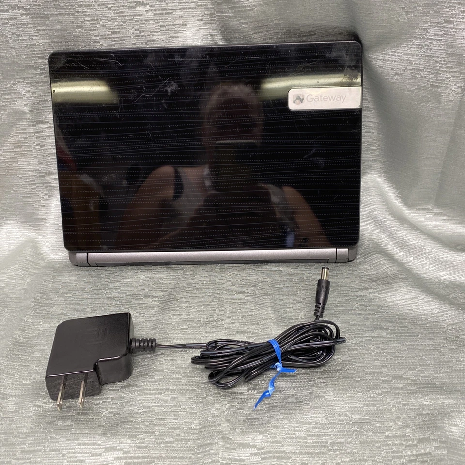 Gateway LT2104u 上网本 NAV50 英特尔 Windows 7 ü*(需要电池或零件用)* — 第 1/4 张图片