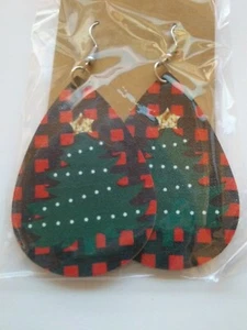 PLAID CHRISTMAS TREE WITH STAR PU LEATHER DOUBLE SIDED FISHHOOK STYLE EARRINGS - Picture 1 of 2