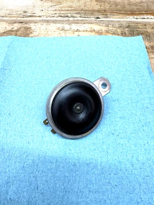 2004-2005 OEM SUZUKI GSXR 600/750 HORN SIGNAL - Image 1 of 3