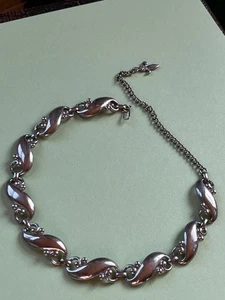 Vintage Silvertone Swirl Link Choker Necklace - about 11.5 inches in length - Picture 1 of 12