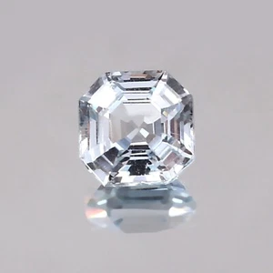 Piedra preciosa suelta de aguamarina azul cielo impecable natural AAA 8x8 mm - Imagen 1 de 4