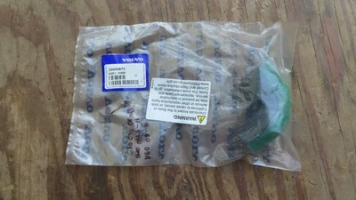 Manguera de ventilación VOLVO C30 C70 S40 V50 30650870 NUEVA PIEZA OEM Volvo Foto 1 de 4