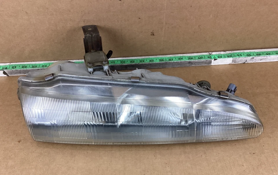 Conjunto de faros delanteros derecho pasajero mitsubishi eclipse 1992-1994 Foto 1 de 4