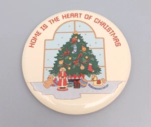 Home is The Heart of Christmas Ceramic Round 3'' Fridge Magnet - Picture 1 of 4