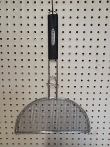 Cuisinart Quesadilla Grilling Basket RESALE $$ - Picture 1 of 4
