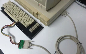 Commodore 64   ====>  Commodore 128D      Tastatur-Adapter    - Bild 1 von 5