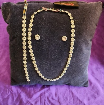 Juego de collar, brazalete y pendientes Swarovski Una Angelic 5367853 Foto 1 de 4