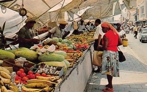 Curaçao - WILLEMSTAD - Schooner market - Publ. Boekhandel Salas - Picture 1 of 2