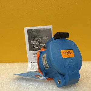 Meltric 33-14073 DS20, 250 VAC, 20 A, 3P + G, 3 HP, receptáculo / conector. ¡Nuevo! - Imagen 1 de 3