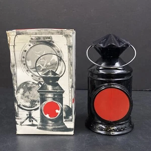 De colección años 70 Avon Captain Linterna Roja Náutica 1864 Botella para después del afeitado Decoración Barra - Imagen 1 de 12
