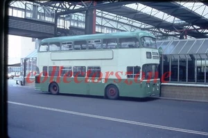Bradford Metrobus LAK331G Bradford 1980 diapositiva 35 mm intercambio con derechos de autor - Imagen 1 de 1