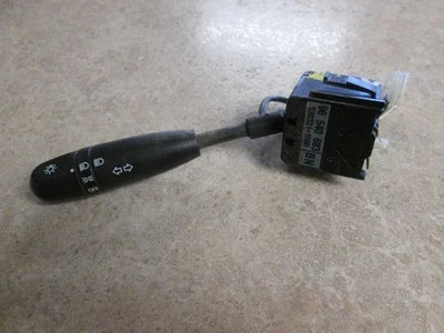 CONJUNTO INTERRUPTOR INTERMITENTE SIN LUCES ANTINIEBLA SE ADAPTA 04-11 AVEO 138679 Foto 1 de 2