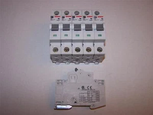 EATON CUTLER HAMMER WMS1D04 4A 1P  240V NEW  - Picture 1 of 1