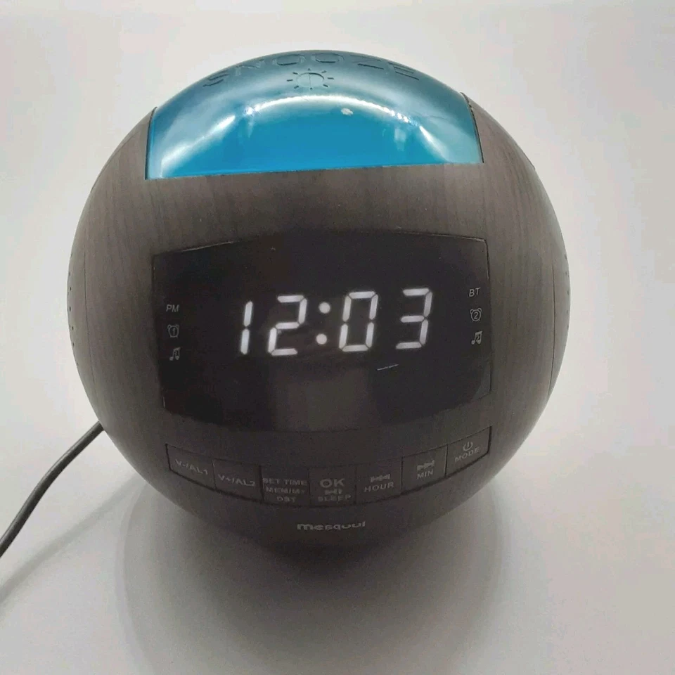 Mesqool Reloj Despertador Digital Redondo Grano Madera Radio Batería Respaldo Guardián del Tiempo Foto 1 de 4