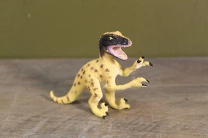 Vintage AAA Dinosaur Figure - Infant Utahraptor - China - Picture 1 of 6